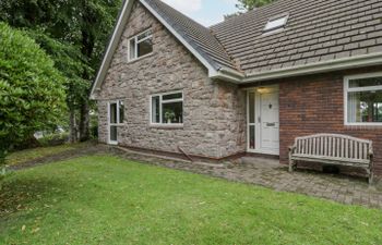 Woodlands Retreat Holiday Cottage