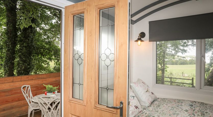 Photo of Fron Goch Shepherd's Hut