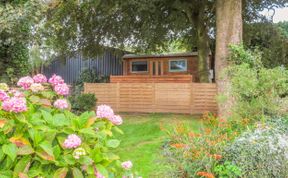 Photo of Fron Goch Shepherd's Hut