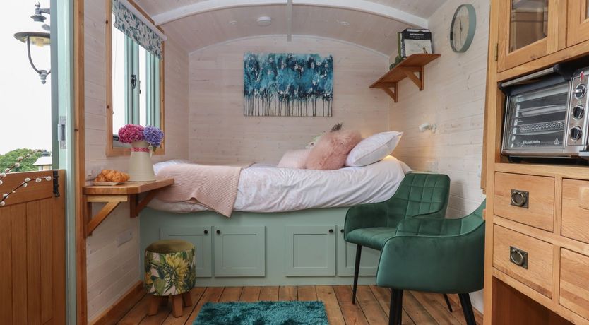 Photo of Lottie's Hut