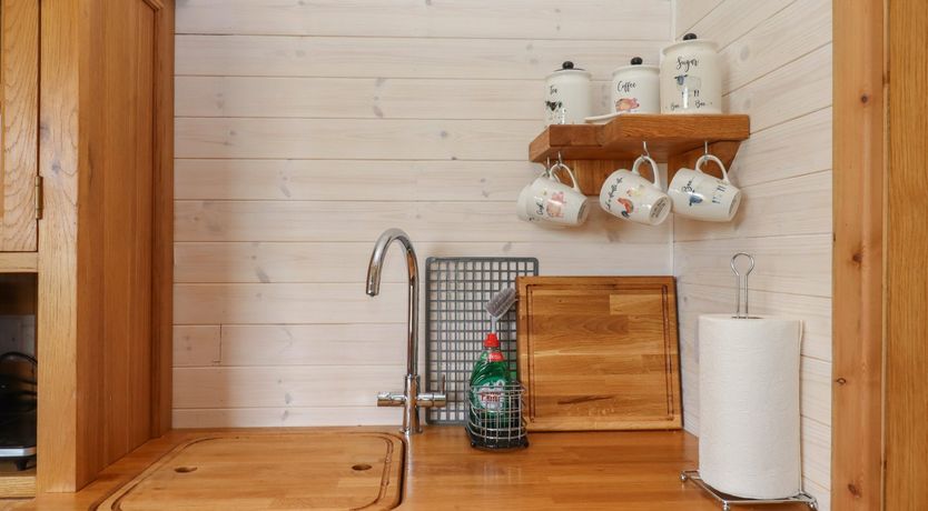 Photo of Lottie's Hut