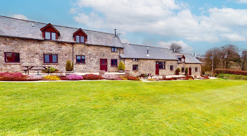 Photo of Norton Cottage, Hawkridge