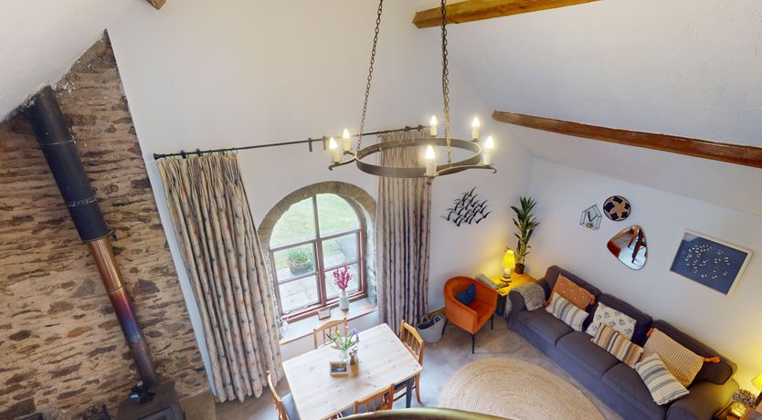 Photo of West Hollowcombe Farm Cottages - full site