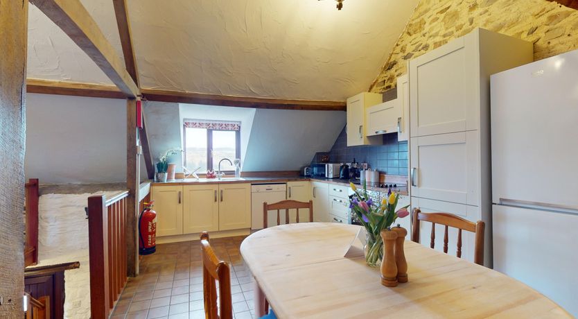 Photo of West Hollowcombe Farm Cottages - full site