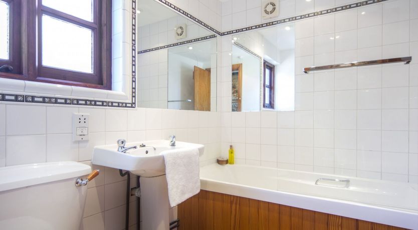 Photo of The Long Barn nr Huntsham