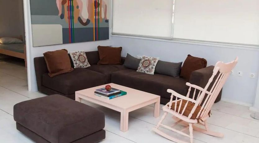 Photo of Ypsilon IconicAthensHome