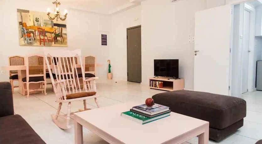 Photo of Ypsilon IconicAthensHome