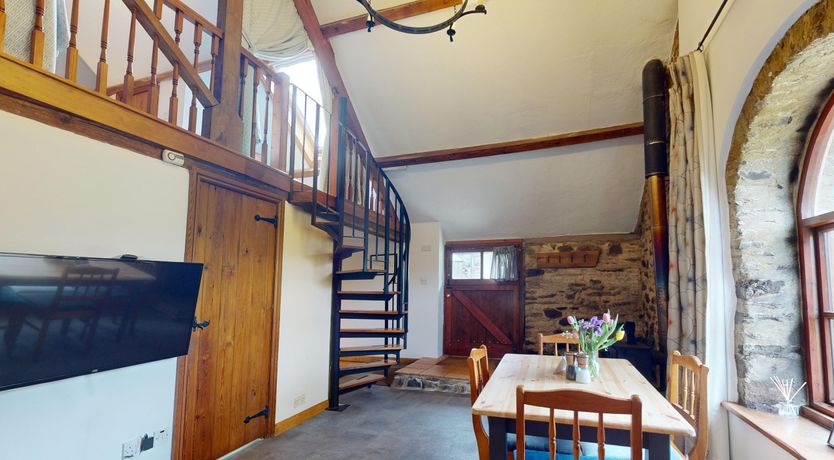 Photo of Smiddy Cottage, Hawkridge