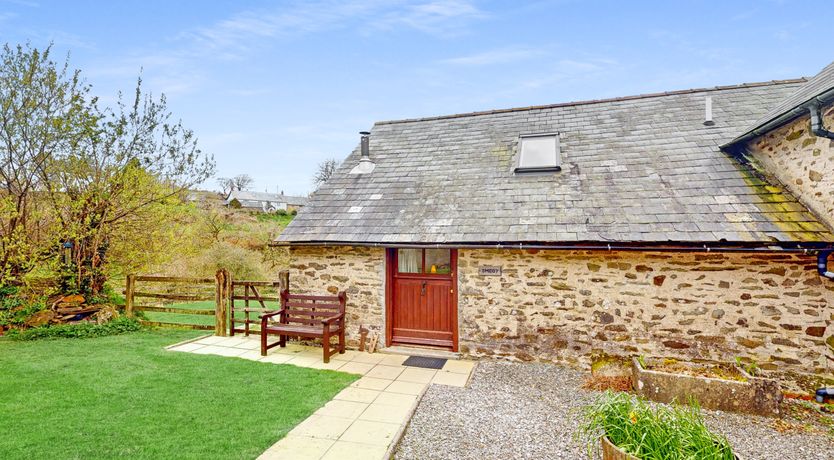 Photo of Smiddy Cottage, Hawkridge