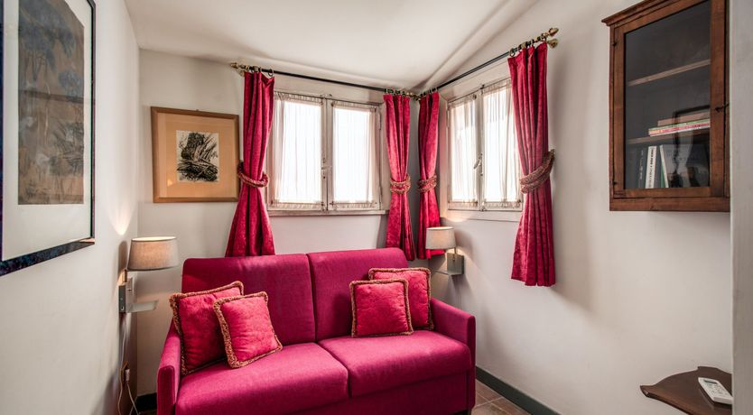 Photo of Roman Primer