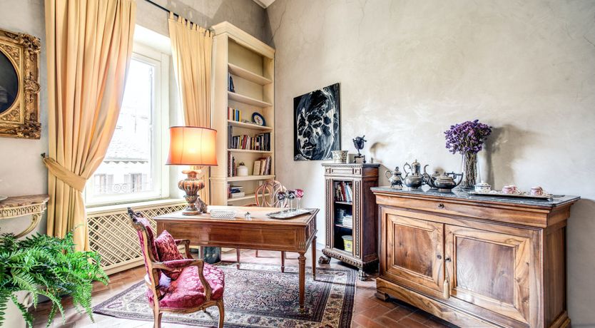 Photo of Roman Primer