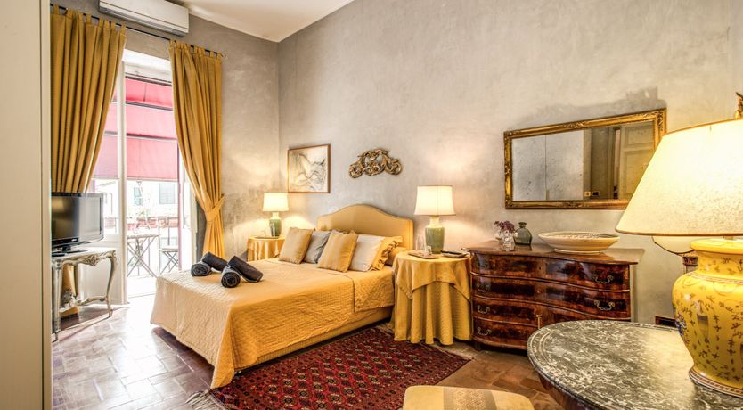 Photo of Roman Primer