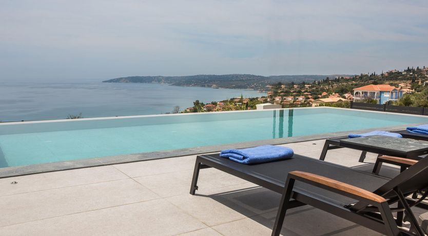 Photo of Robola Vines