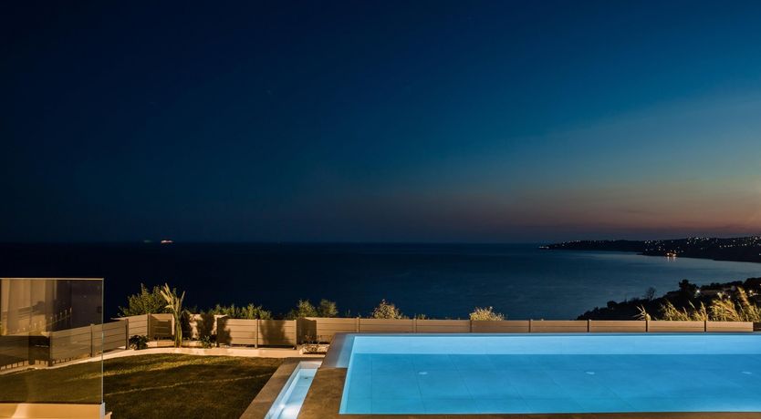 Photo of Robola Vines