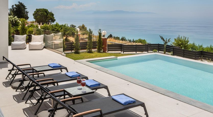 Photo of Robola Vines