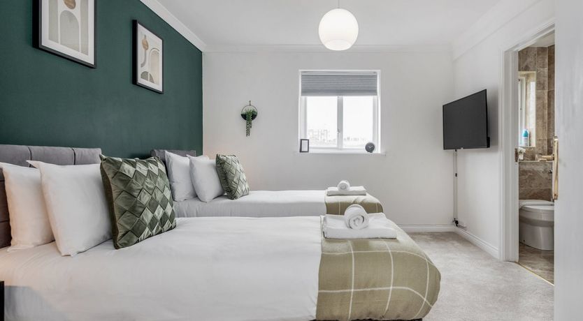 Photo of Blueberry & Mint