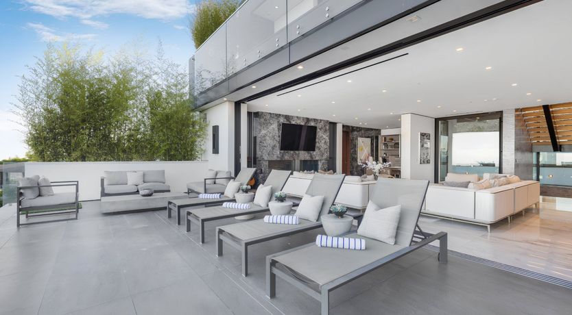 Photo of Bird Streets Oasis