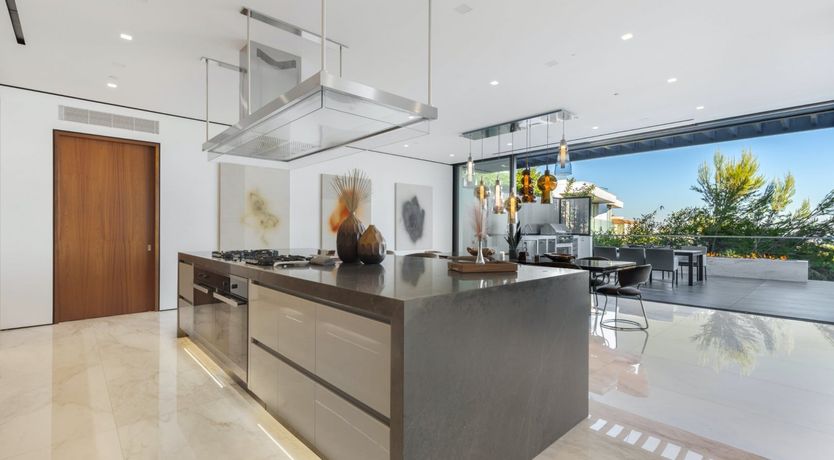 Photo of Bird Streets Oasis