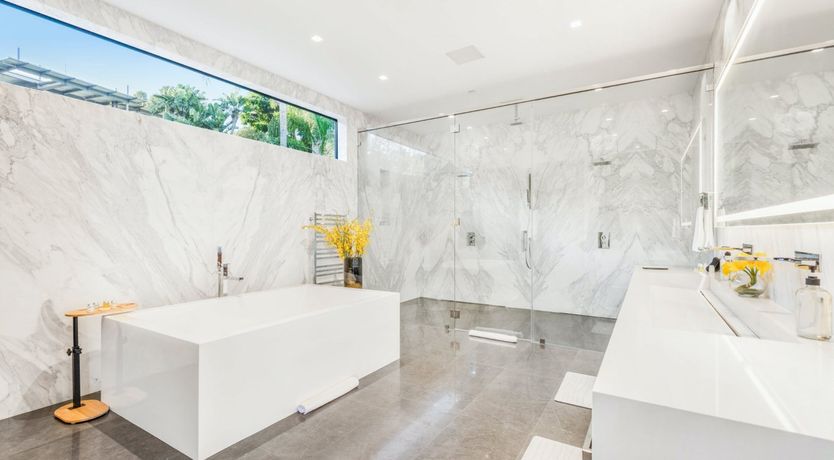 Photo of Bird Streets Oasis