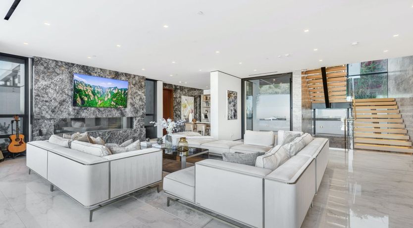 Photo of Bird Streets Oasis