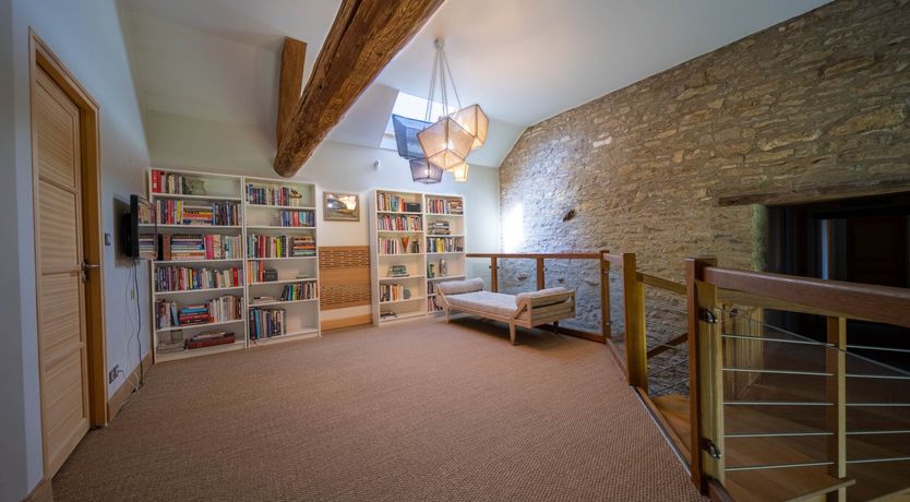 Photo of Burgundy Haven