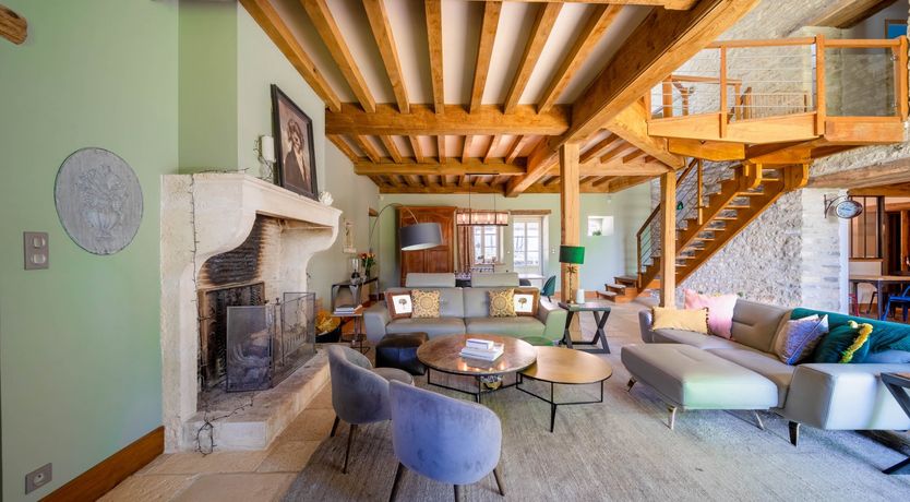 Photo of Burgundy Haven