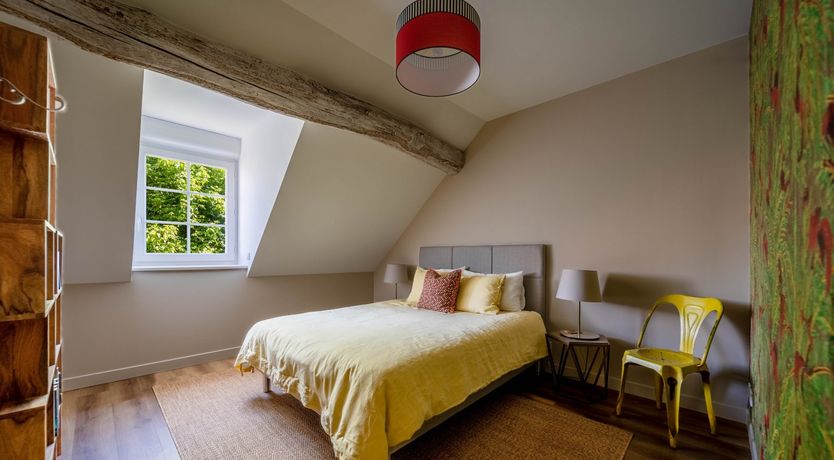 Photo of Burgundy Haven