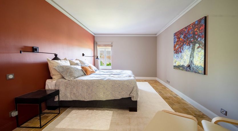 Photo of Burgundy Haven