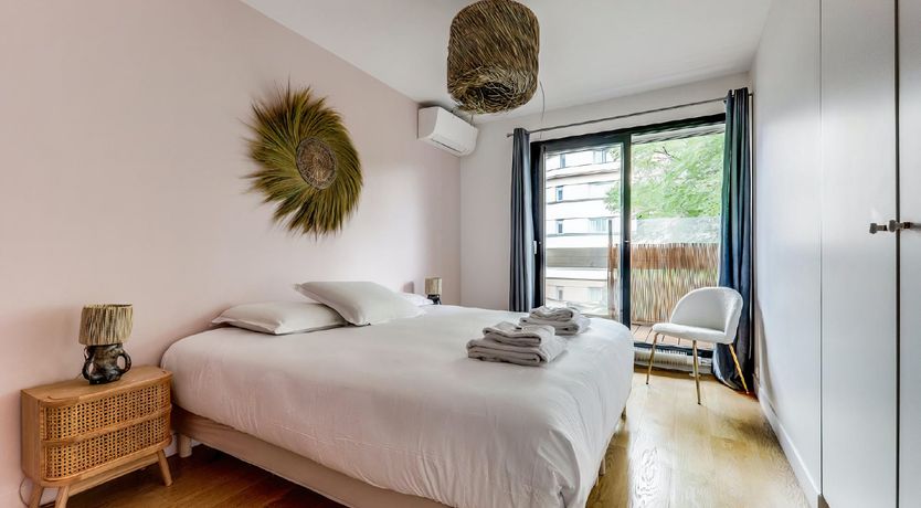 Photo of Parisian Flair