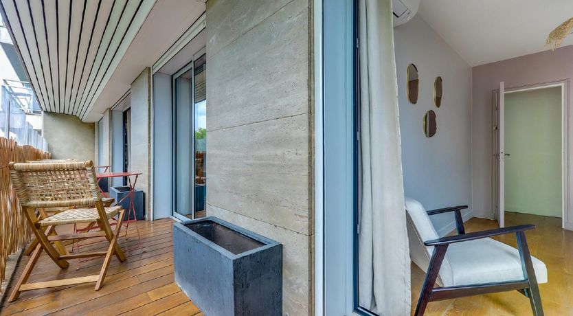 Photo of Parisian Flair