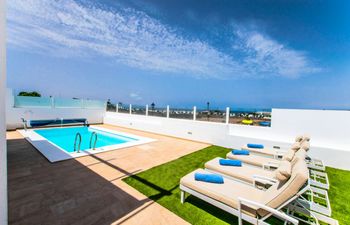 Lanzarote Oasis Villa