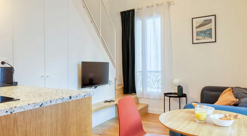 Photo of Montmartre Blush