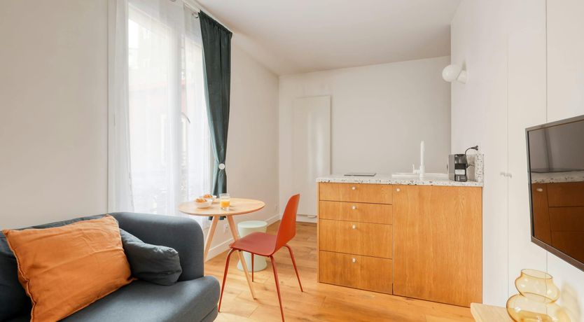 Photo of Montmartre Blush