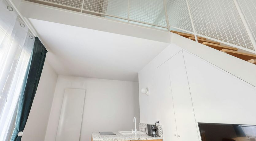 Photo of Montmartre Blush