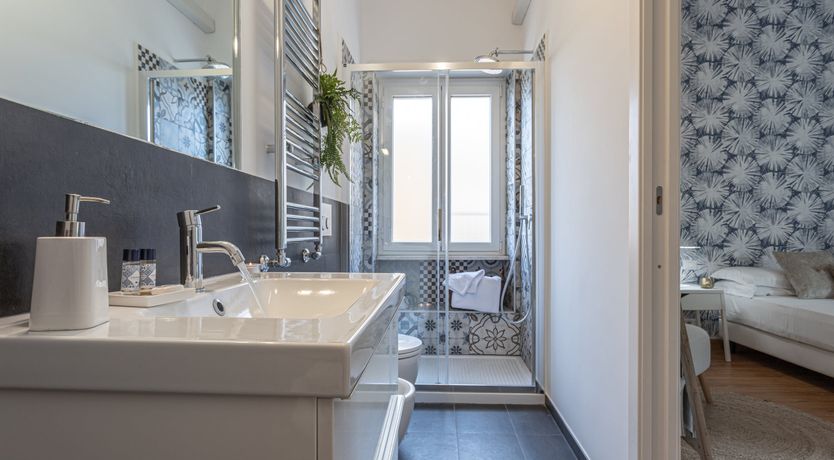 Photo of The Roman Violet