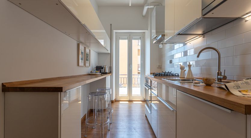 Photo of The Roman Violet