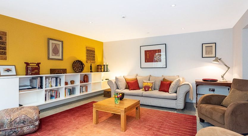 Photo of The Rose Tattoo