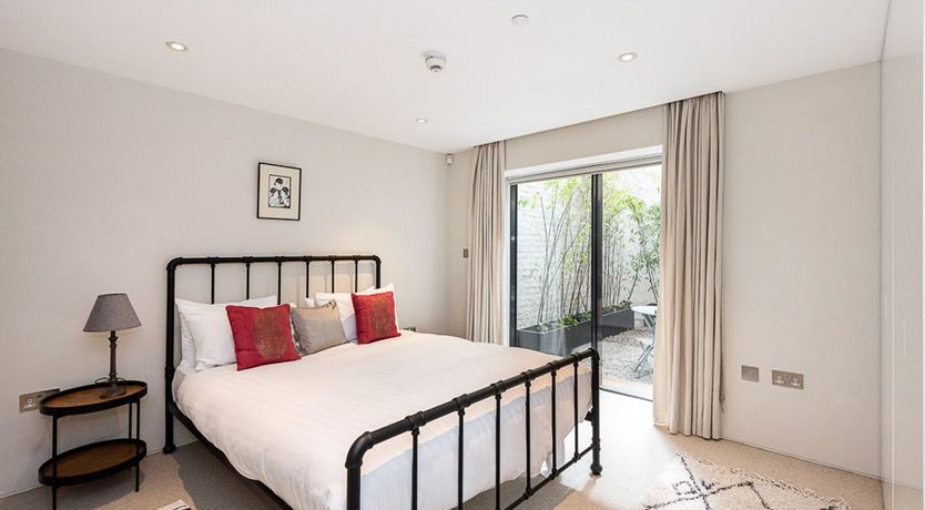 Photo of The Rose Tattoo