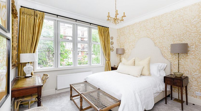 Photo of West End Chic