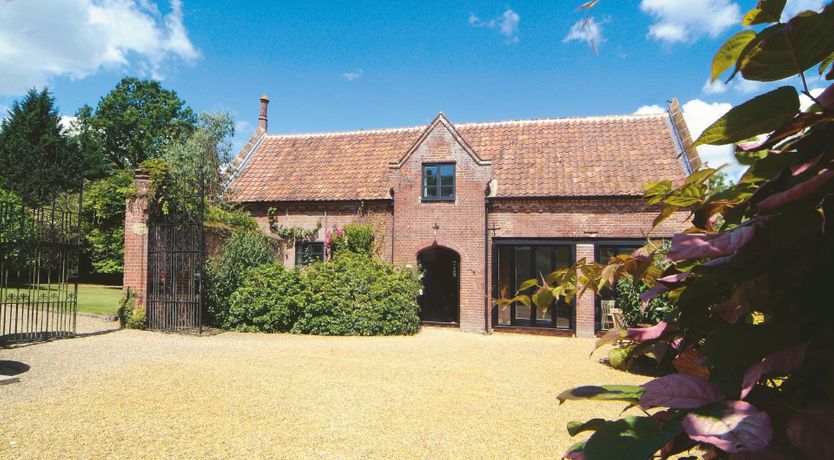 Photo of Whispers at Teatime