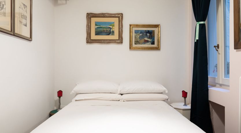 Photo of The Roman Highlight