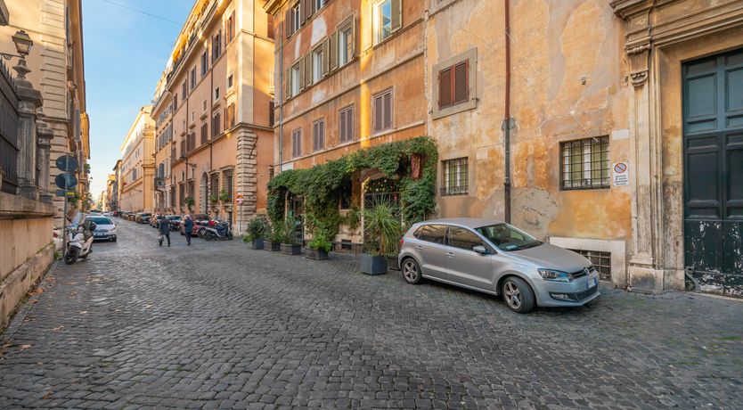 Photo of The Roman Highlight