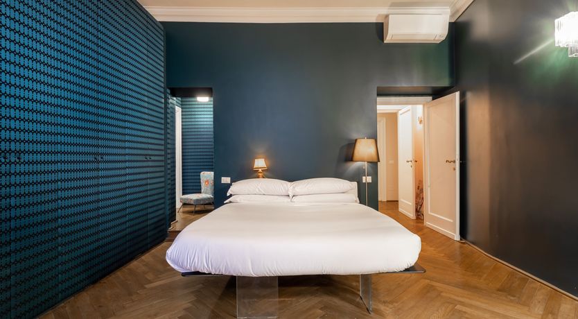 Photo of The Roman Highlight