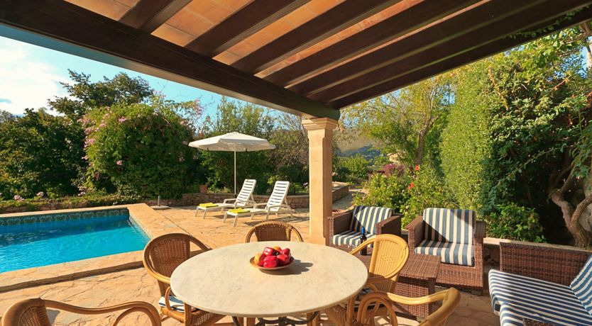 Photo of Willow & Stone