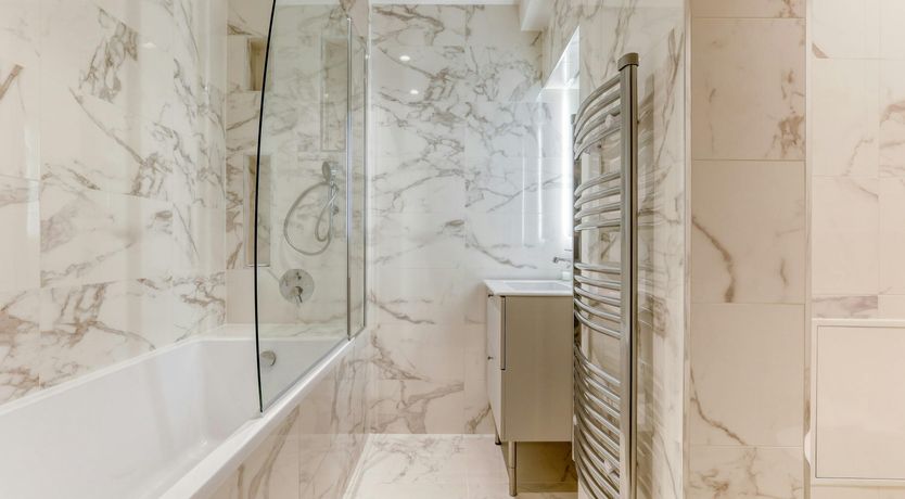 Photo of Lemons & Cream