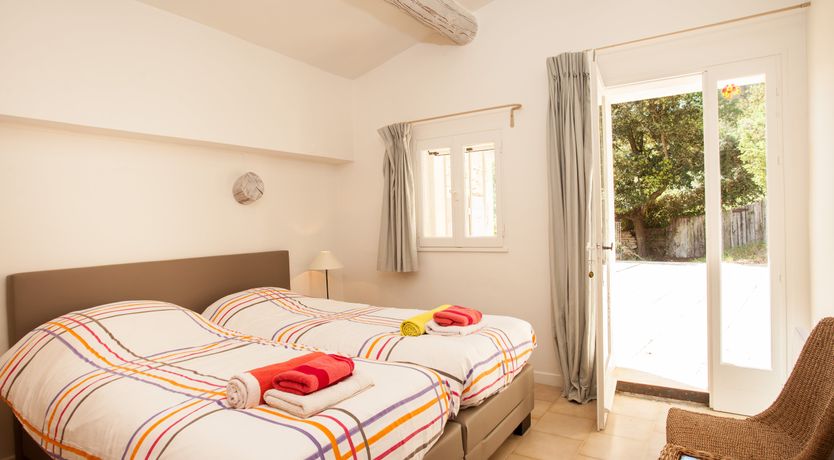 Photo of The Scent of Flowers