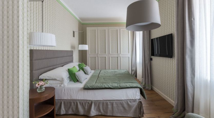 Photo of The Light of the City