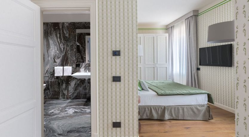 Photo of The Light of the City