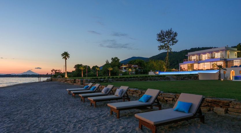 Photo of Paradise at the End of the Lane