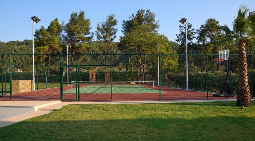 Photo of Paradise at the End of the Lane